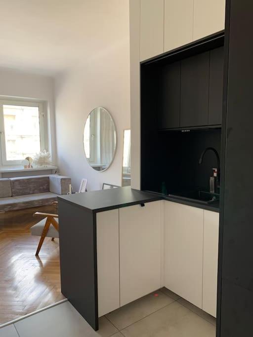 ורשה Cutest Studio With Best Location מראה חיצוני תמונה